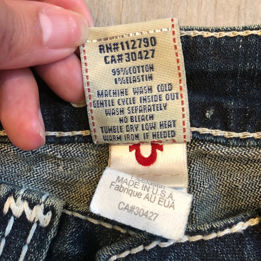 NEW True Religion Capri Jeans - Picture 4 of 5